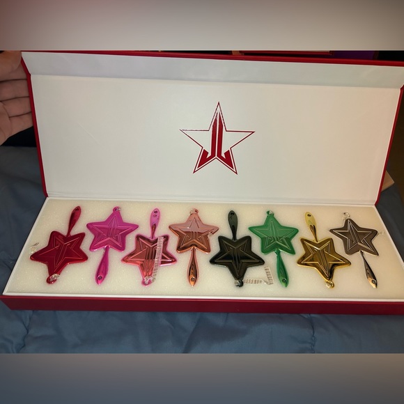 Ornaments - Picture 1 of 1